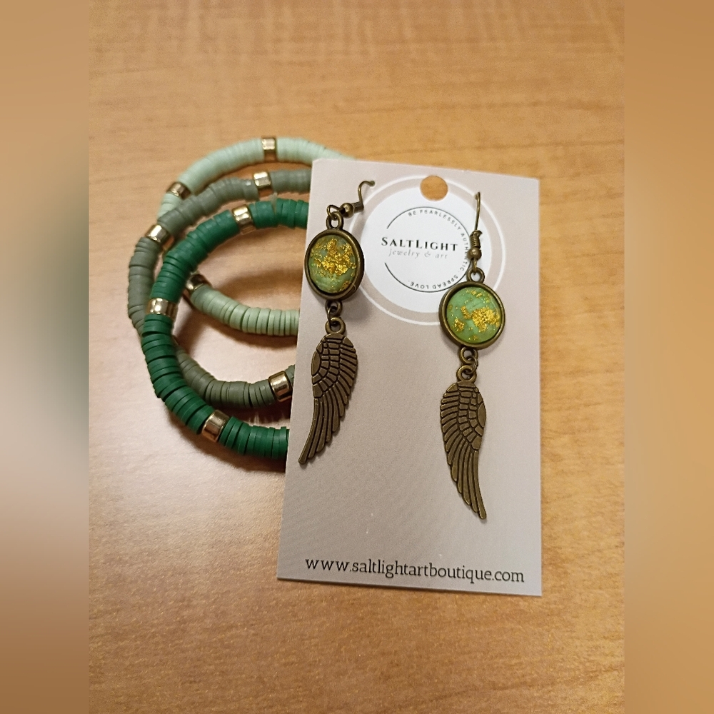 Saltlight Jewelry Dangling Earrings And 3 Bracelets - Picture 1 of 5